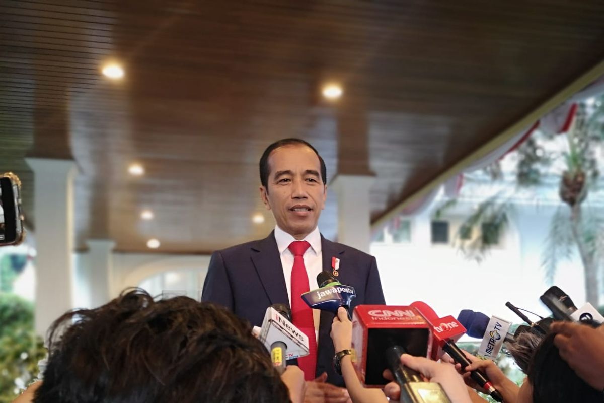 Jokowi tiba di Kupang dan langsung ke Nunkurus