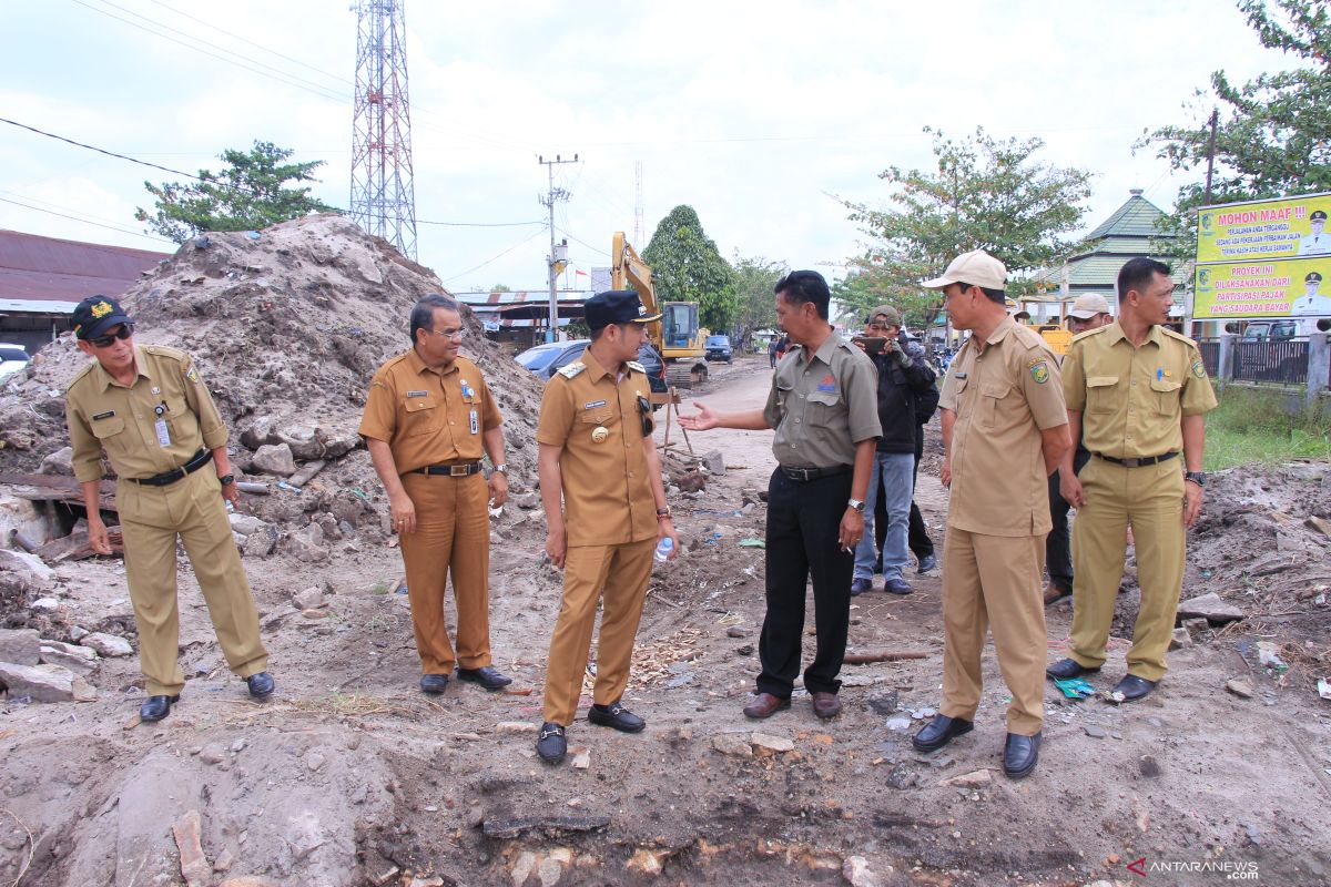 Sebanyak 46 persen jalan di Palangka Raya rusak