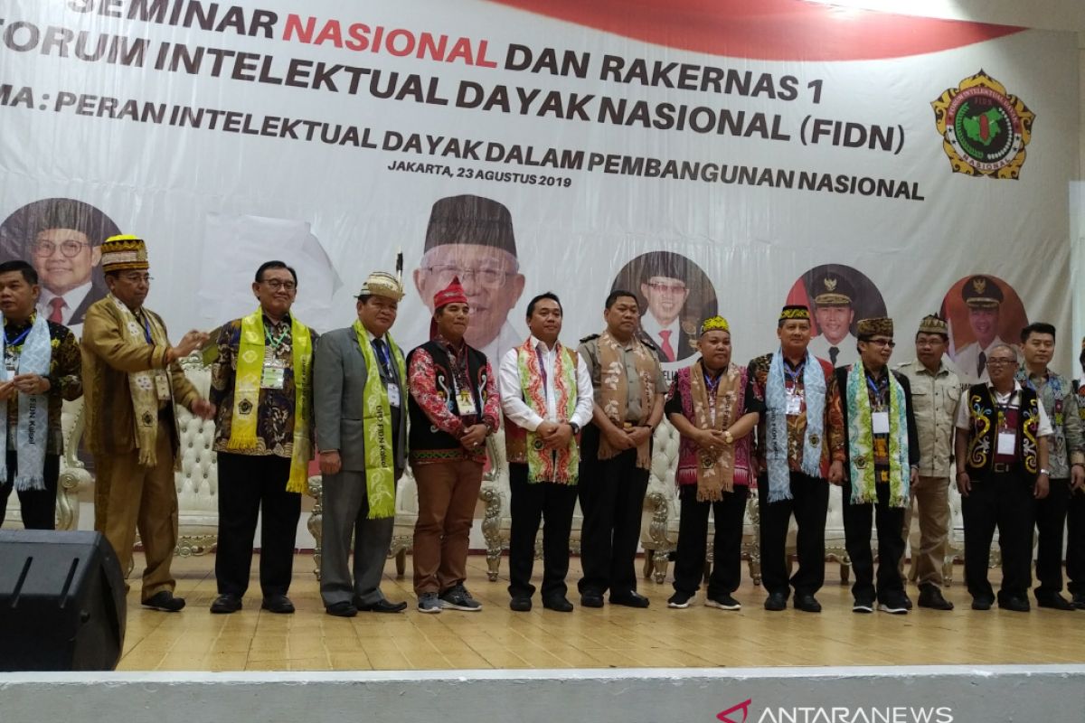 Forum Intelektual Dayak Nasional usulkan ada menteri dari Suku Dayak