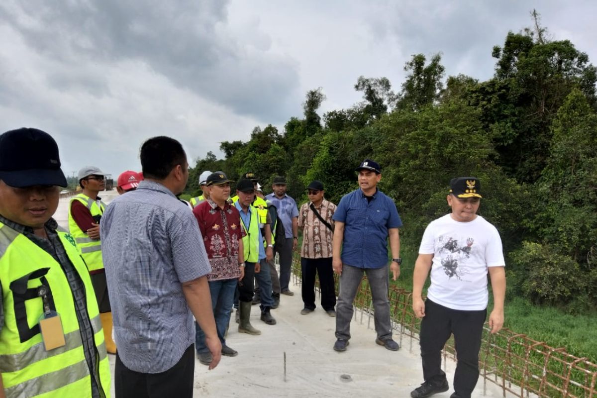 Gubernur Kalteng kembali pantau jalan layang Pangkalan Bun-Kolam