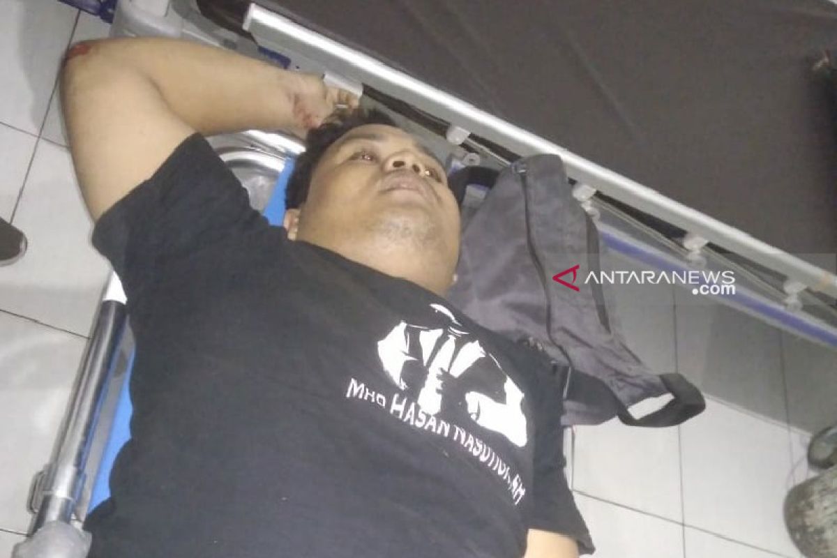 "Rider" ojol patah tulang ditendang penjambret