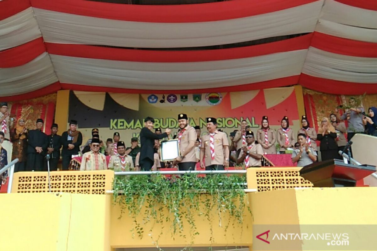 Atraksi budaya Kemah Budaya Nasional di Padang Panjang pecahkan rekor MURI