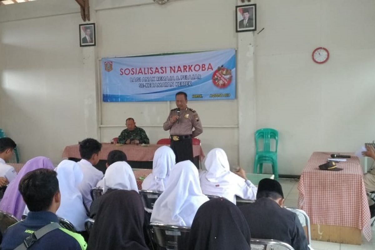 Siswa SMP dan SMA ikuti sosialisasi bahaya narkoba