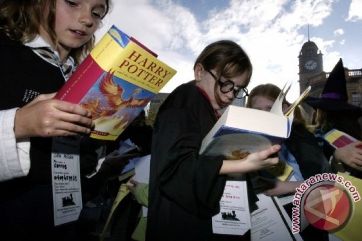 Buku 'Harry Potter' dilarang dan dihapus di perpustakaan Nashville, ini alasannya