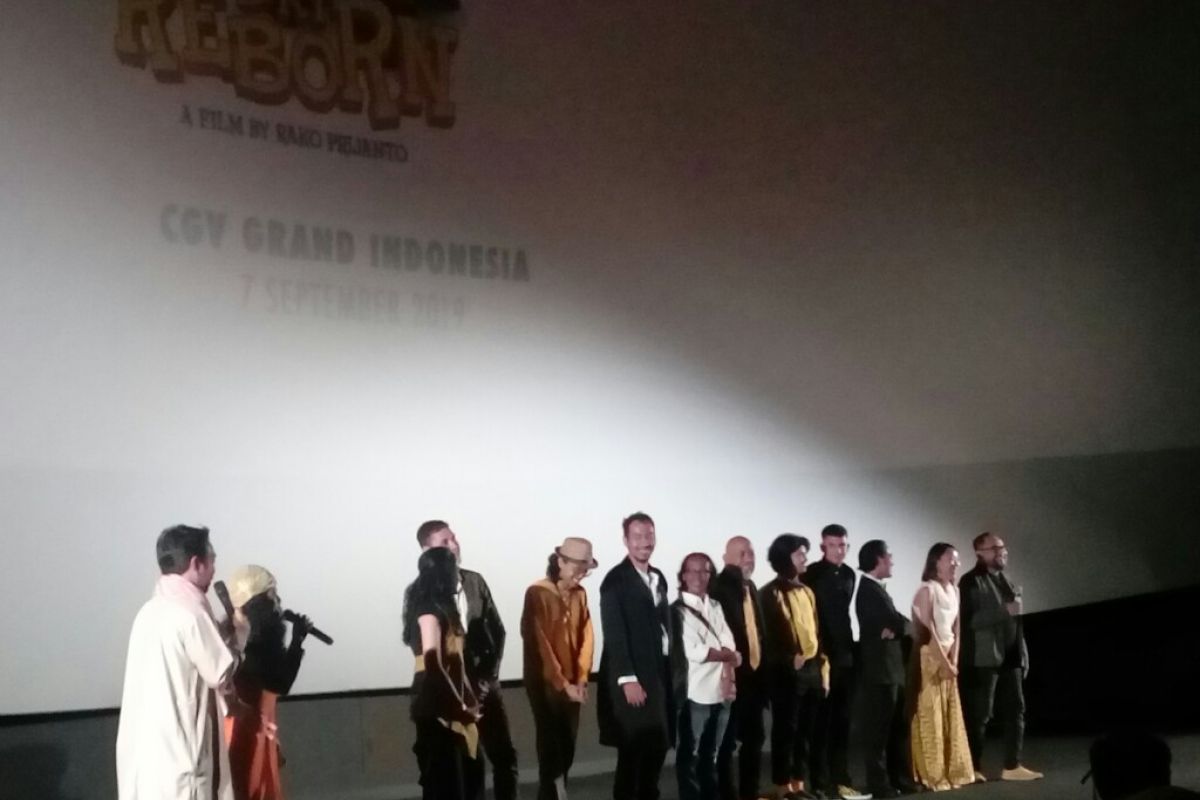 Demi "Warkop DKI Reborn" Ganindra Bimo berubah total