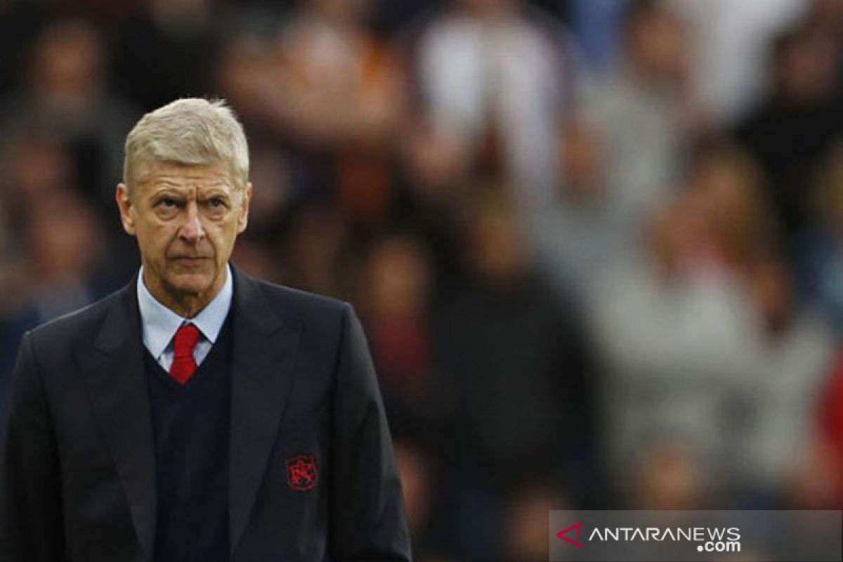 Wenger usulkan aturan offside diubah