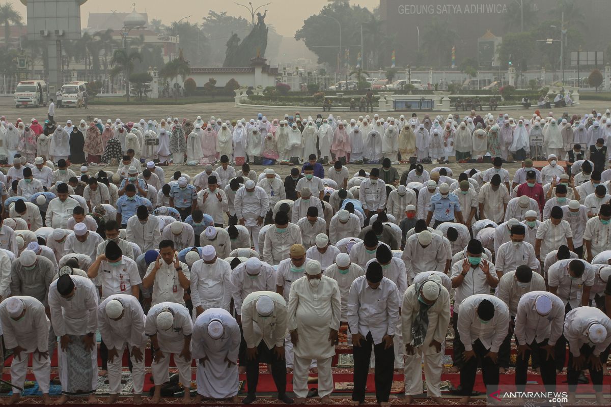 Karhutla Riau - Pemko Pekanbaru perpanjang libur sekolah karena bencana asap