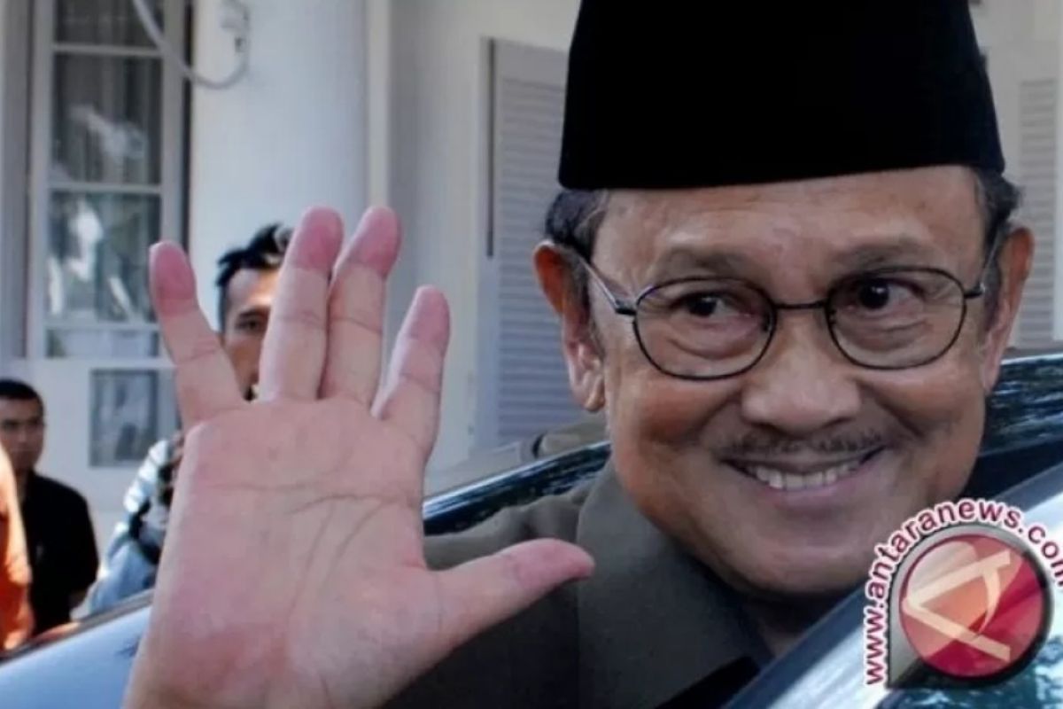 Catatan Bahrul Alam - BJ Habibie wafat -  Jenius yg Relijius