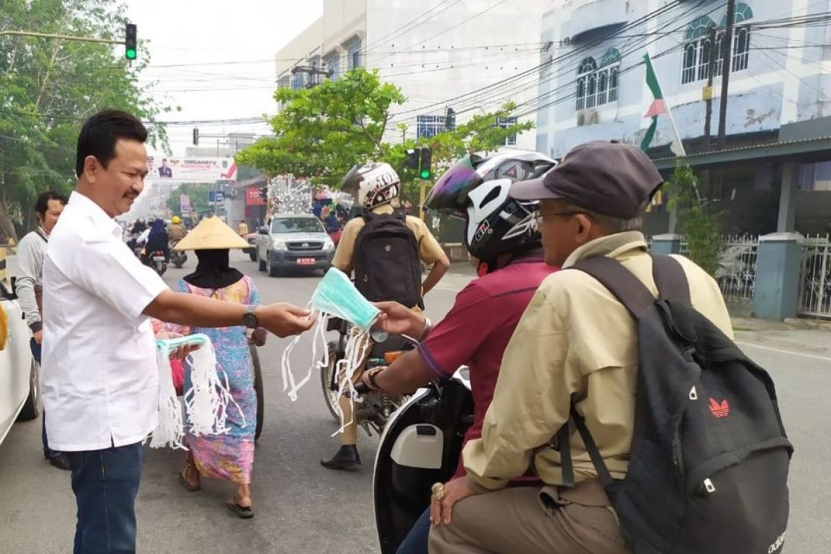 Karhutla Riau - Permintaan masker meningkat, banyak toko kehabisan stok