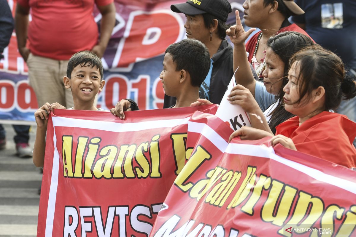 23 anak ikut demo Pilkada 2024 di Semarang dan Makassar pulang rumah