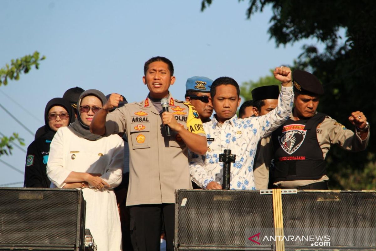 Bupati-Wabup Lumajang dukung polres mengusut bisnis piramida Q-Net