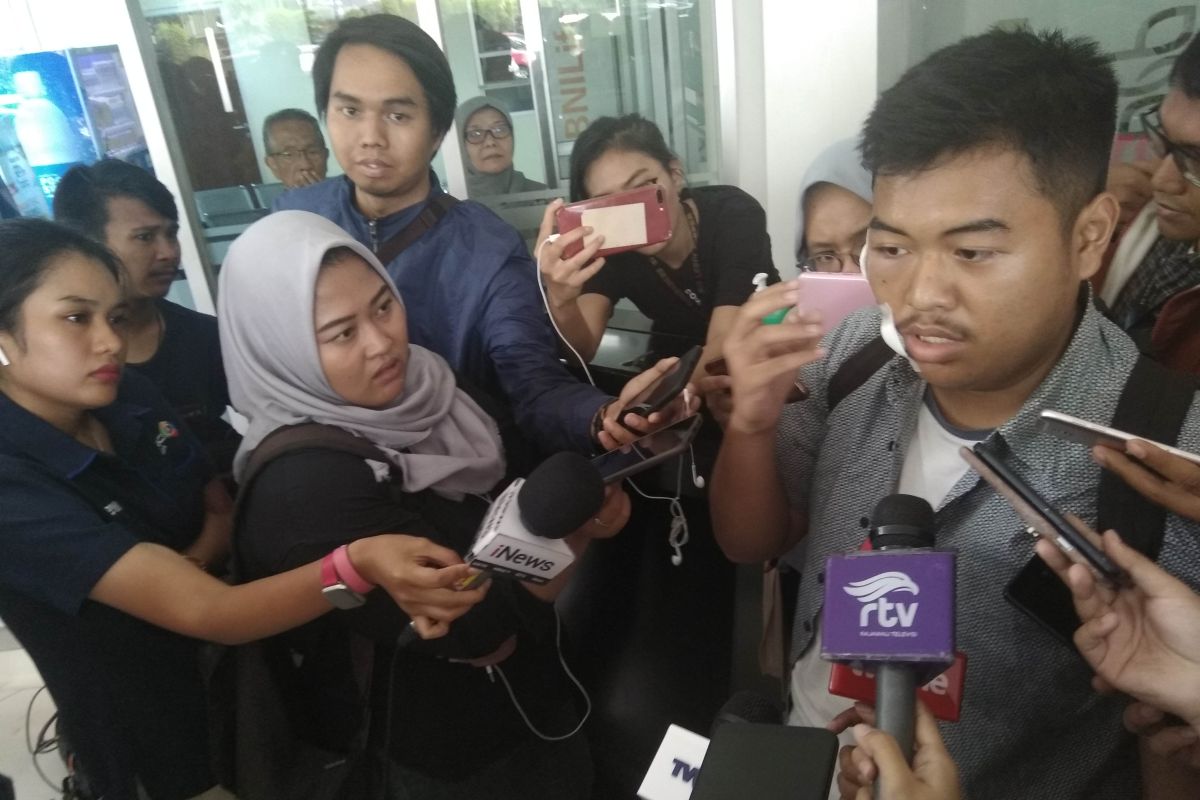 Pelaku perusuh di DPR bukan mahasiswa dan tanpa jaket almameter