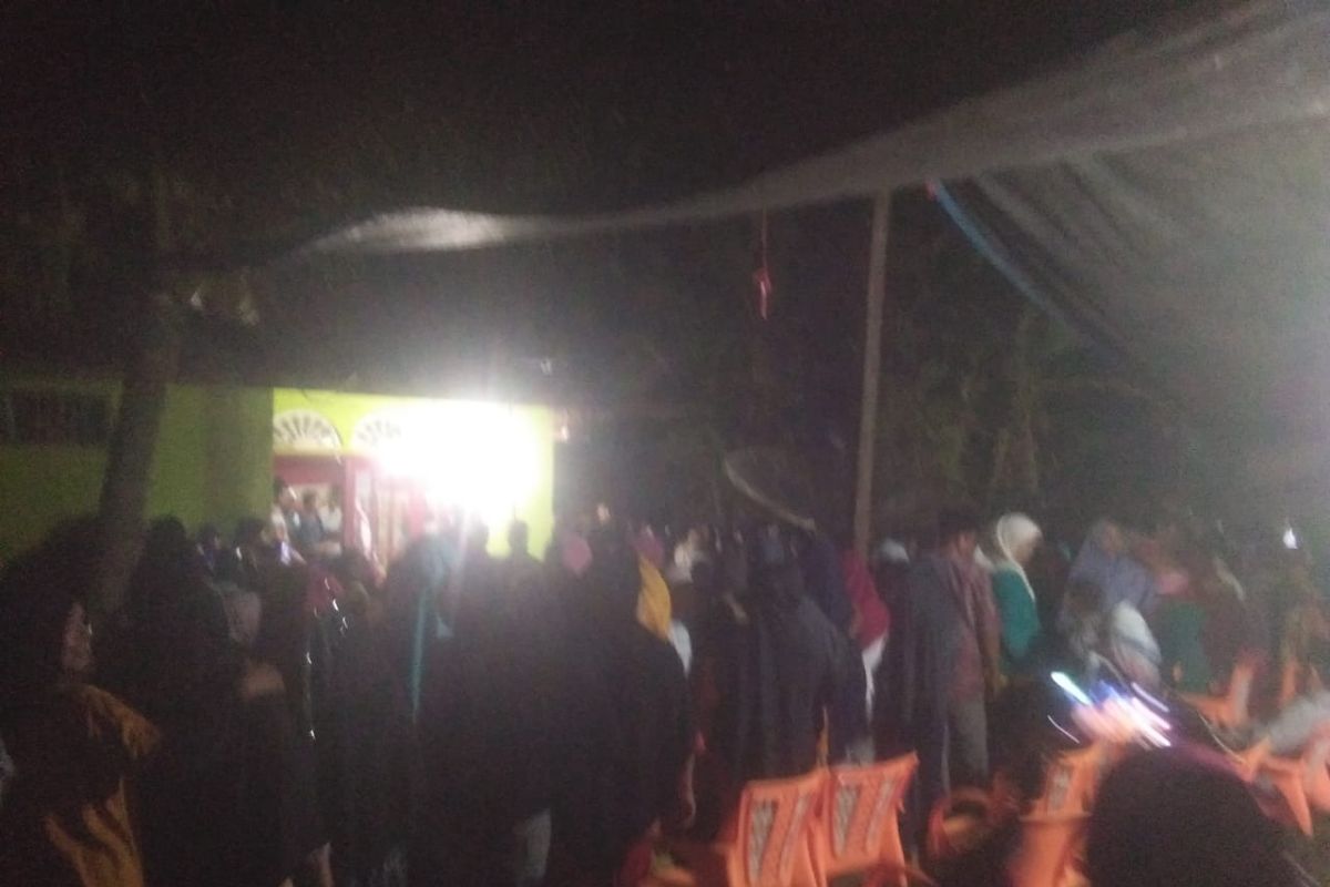 Mempertimbangkan kondisi jenazah, korban kerusuhan Wamena dimakamkan malam ini