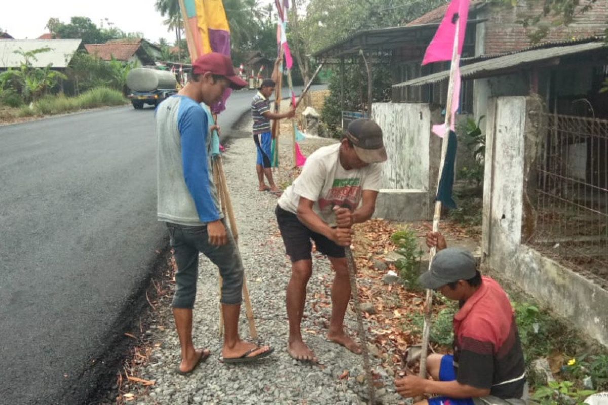 Warga Desa Cilibang sambut TMMD 106 Koramil Cilacap