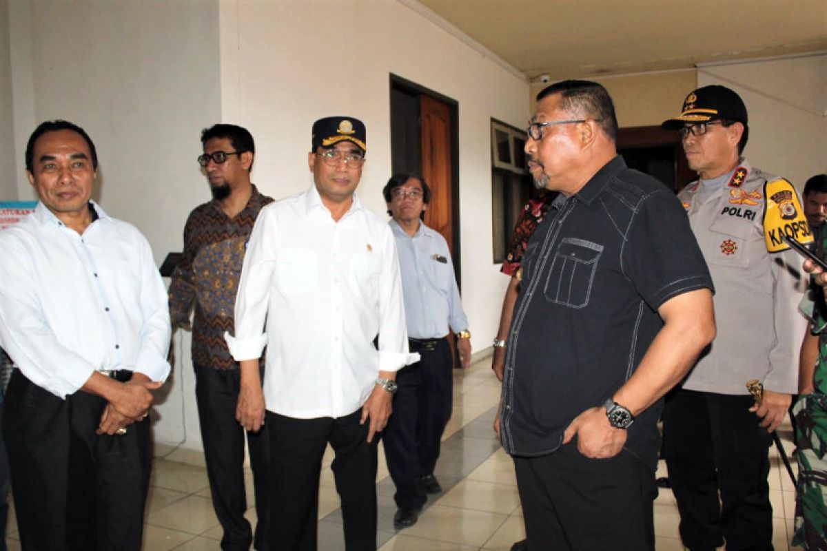 Menhub laporkan kerusakan gedung Unpatti Ambon ke Menteri PUPR