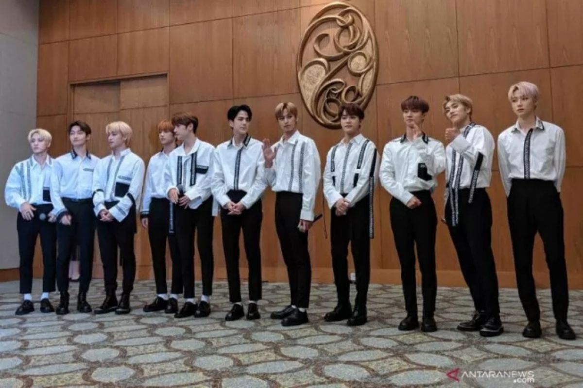 The Boyz belajar bilang "Assalamu'alaikum"