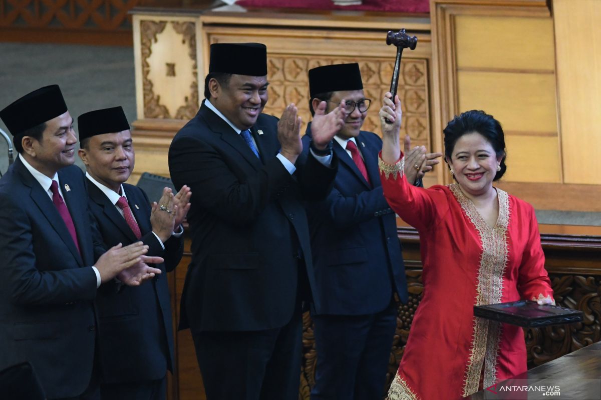 Puan Maharani resmi jadi Ketua DPR RI periode 2019-2024