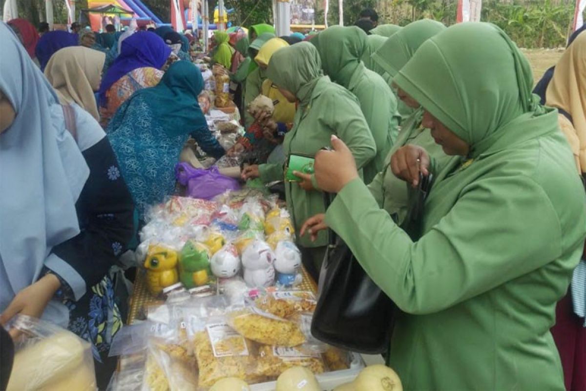 Pasar murah meriahkan pembukaan TMMD Kodim Cilcap