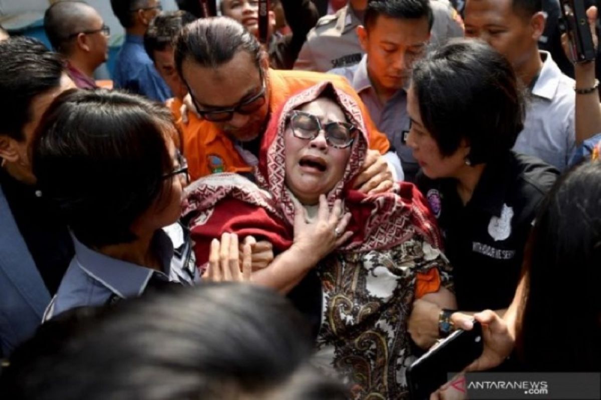 Hari ini, Nunung dan suami akan jalani sidang perdana di PN Jakarta Selatan