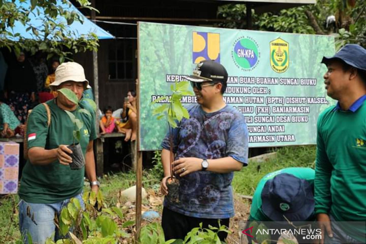 Wisata baru Kampung Sungai Biuku di Banjarmasin dihijaukan