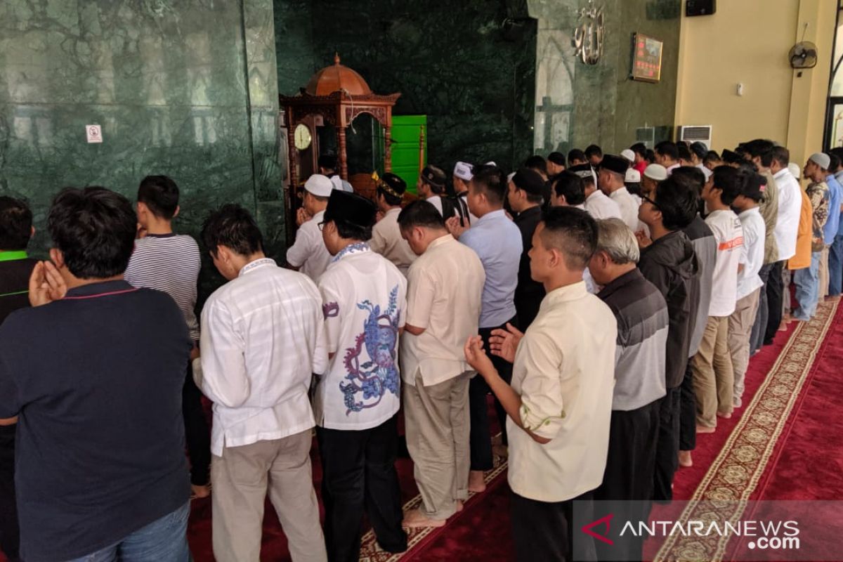 ACT Sumsel dan  warga shalat ghaib untuk korban tragedi Wamena