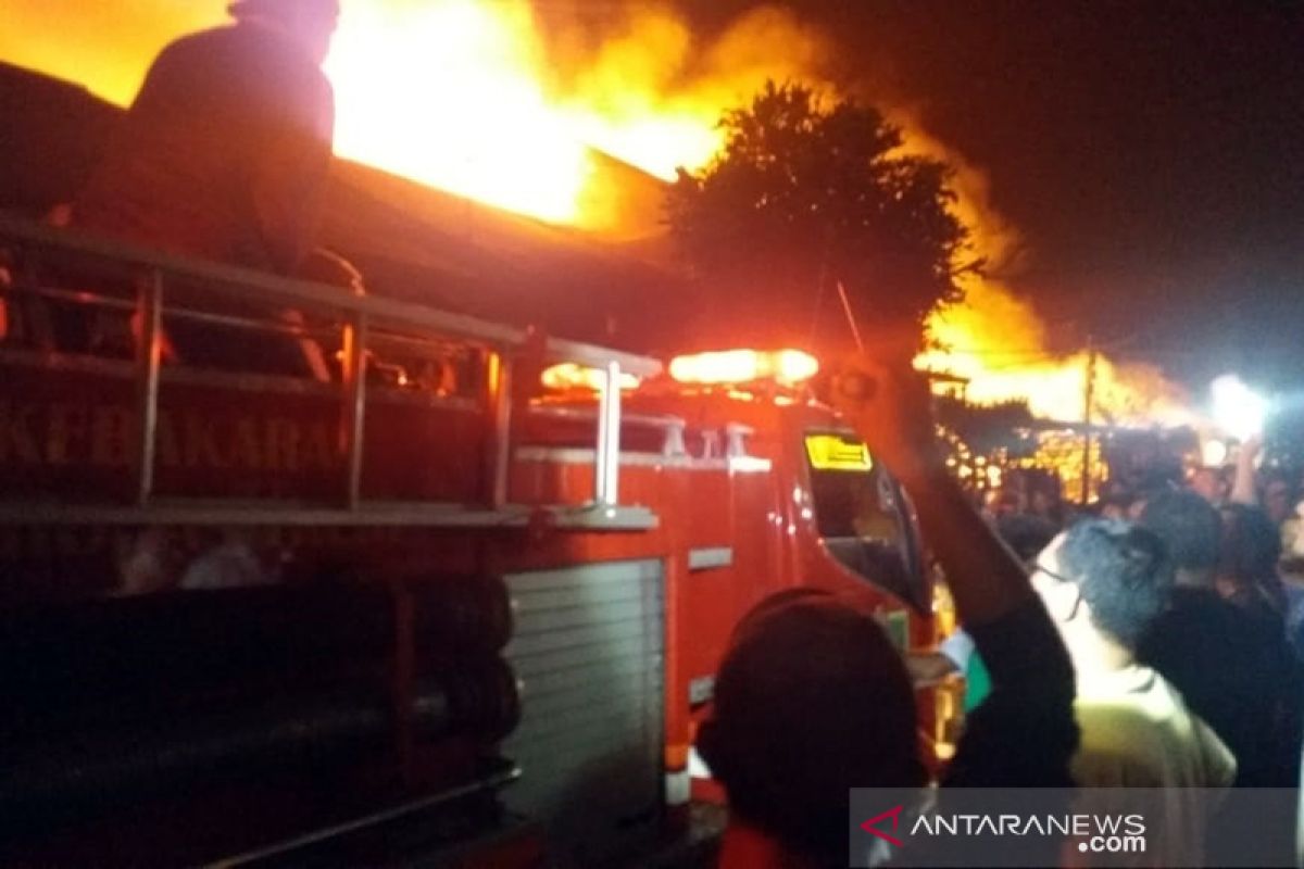 VIDEO - Kebakaran tewaskan dua warga Rohil, korban ibu dan anak