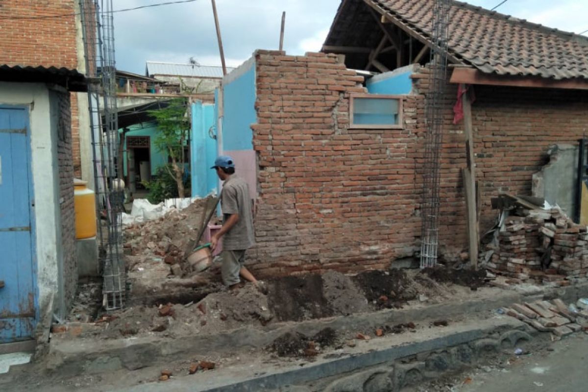 Progres perbaikan rumah korban gempa di Mataram capai 85 persen