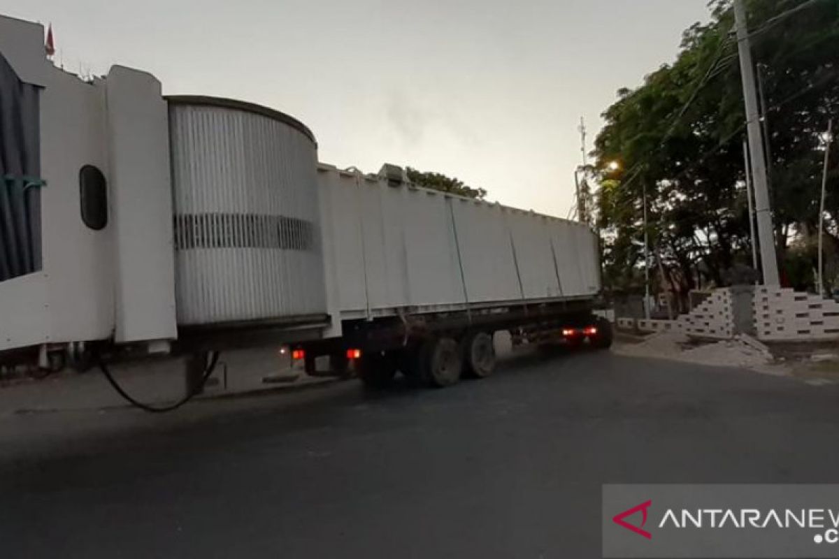 Dua unit garbarata tiba di Bandara El Tari Kupang