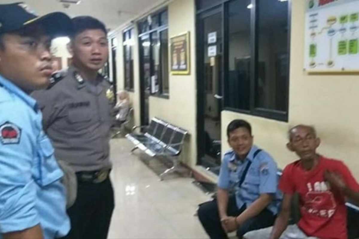 Pemilik tas di depan gereja diduga gangguan jiwa