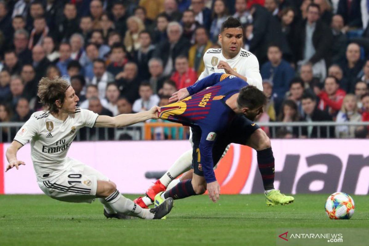 Laga El Clasico diminta pindah dari Barcelona ke Madrid