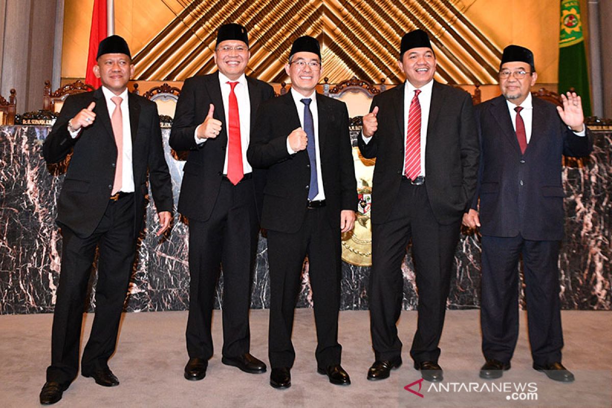 5 anggota BPK ucapkan sumpah jabatan, dihadiri Wapres Jusuf Kalla