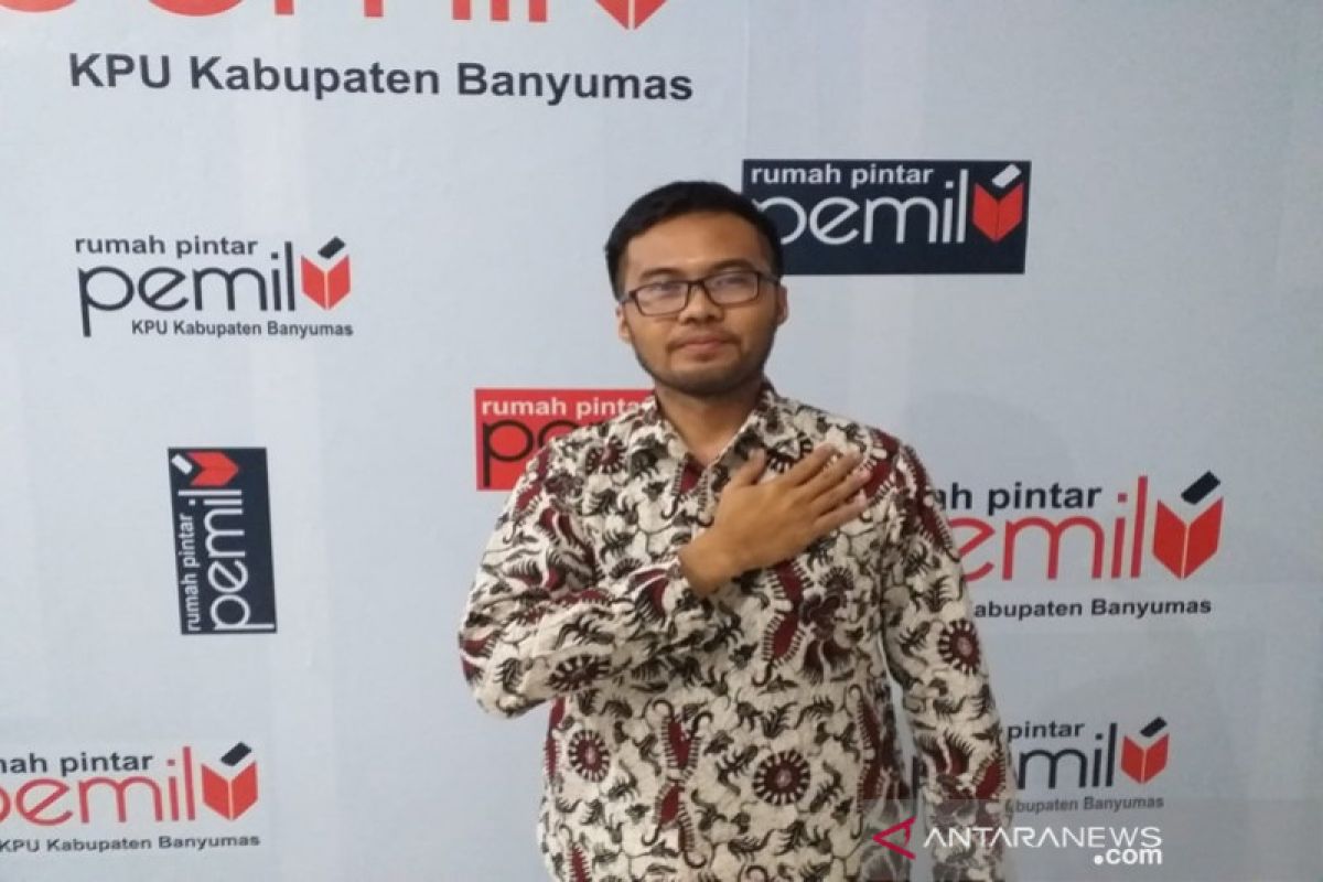 Tanamkan nilai demokrasi, KPU Banyumas sosialisasikan hasil pemilu ke sekolah