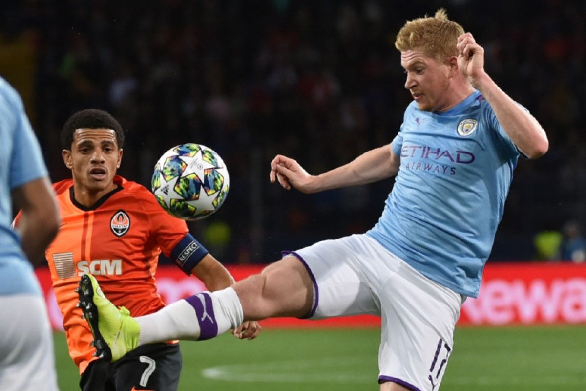 De Bruyne dan Stones siap bela M. City lawan Palace