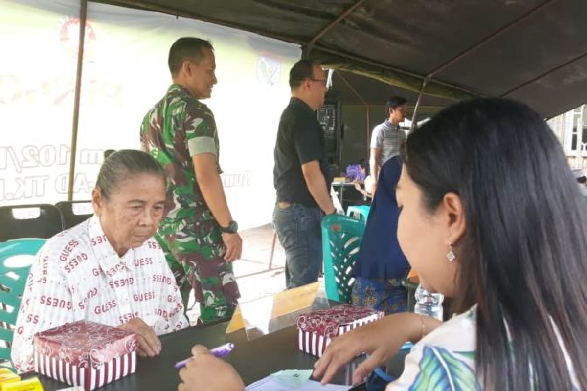 BI dan TNI AD gelar pengobatan gratis kepada masyarakat Palangka Raya