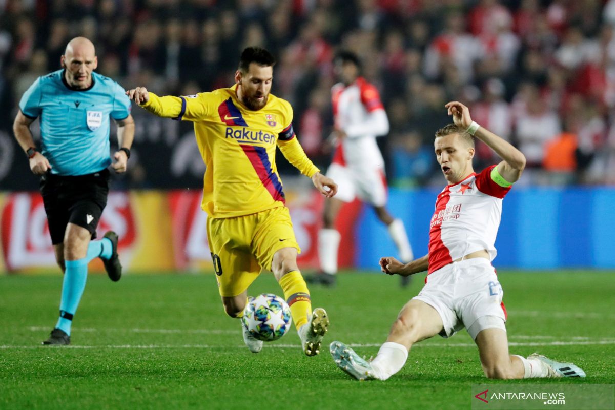 Barcelona bekuk Slavia 2-1