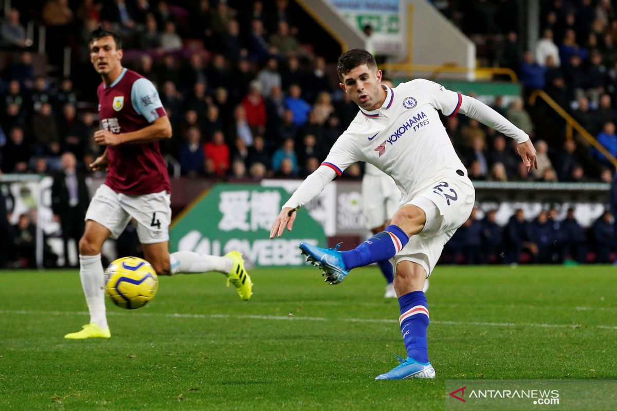 Chelsea taklukkan Burnley 4-2