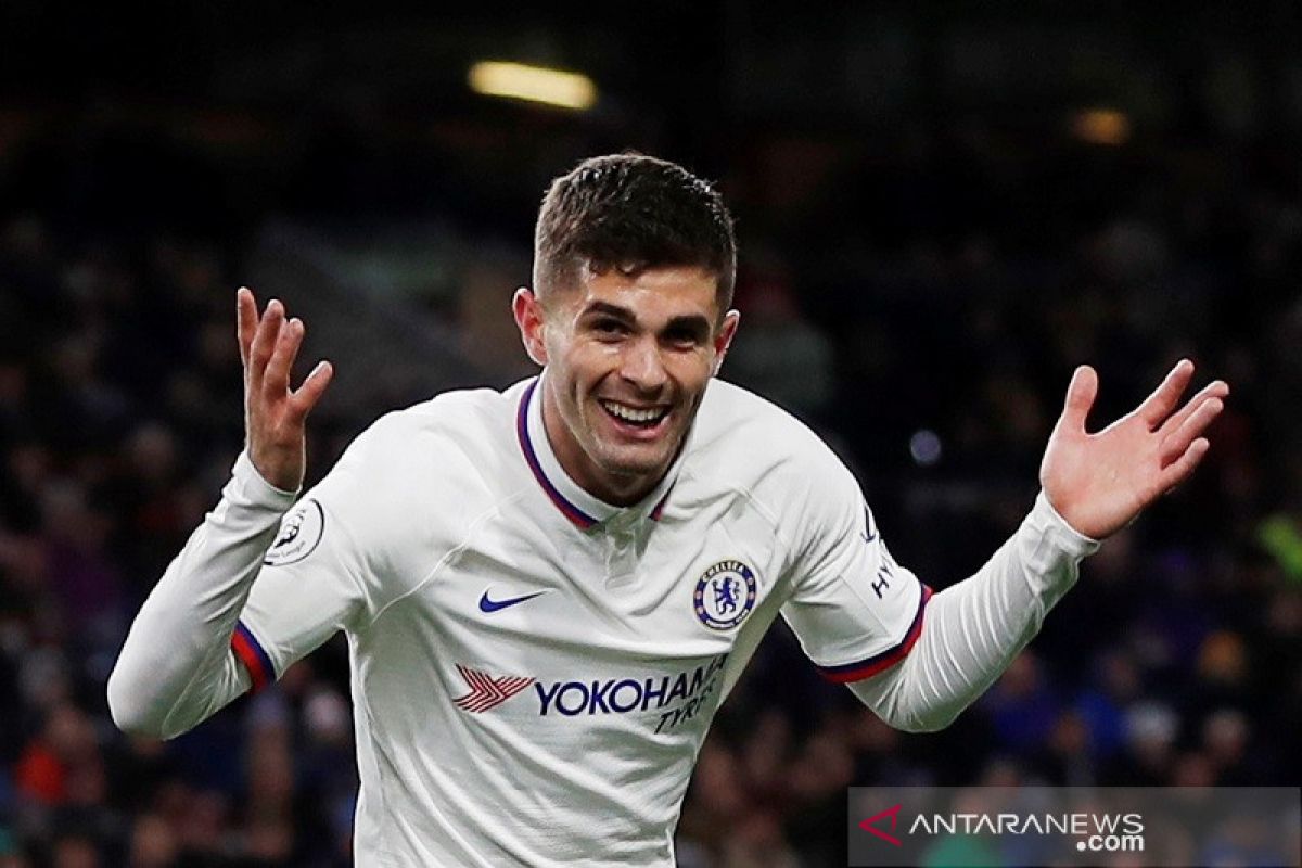 Trigol sempurna Pulisic boyong Chelsea atasi Burnley