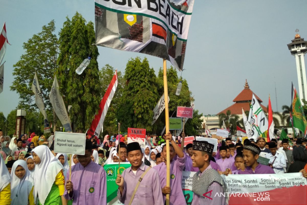 Puluhan ribu santri Kudus peringati Hari Santri