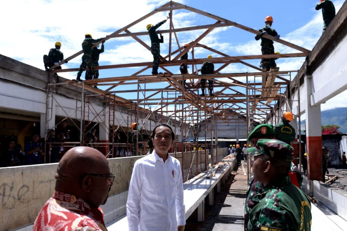 President Jokowi instructs to expedite post-riot rehabilitation work in Wamena