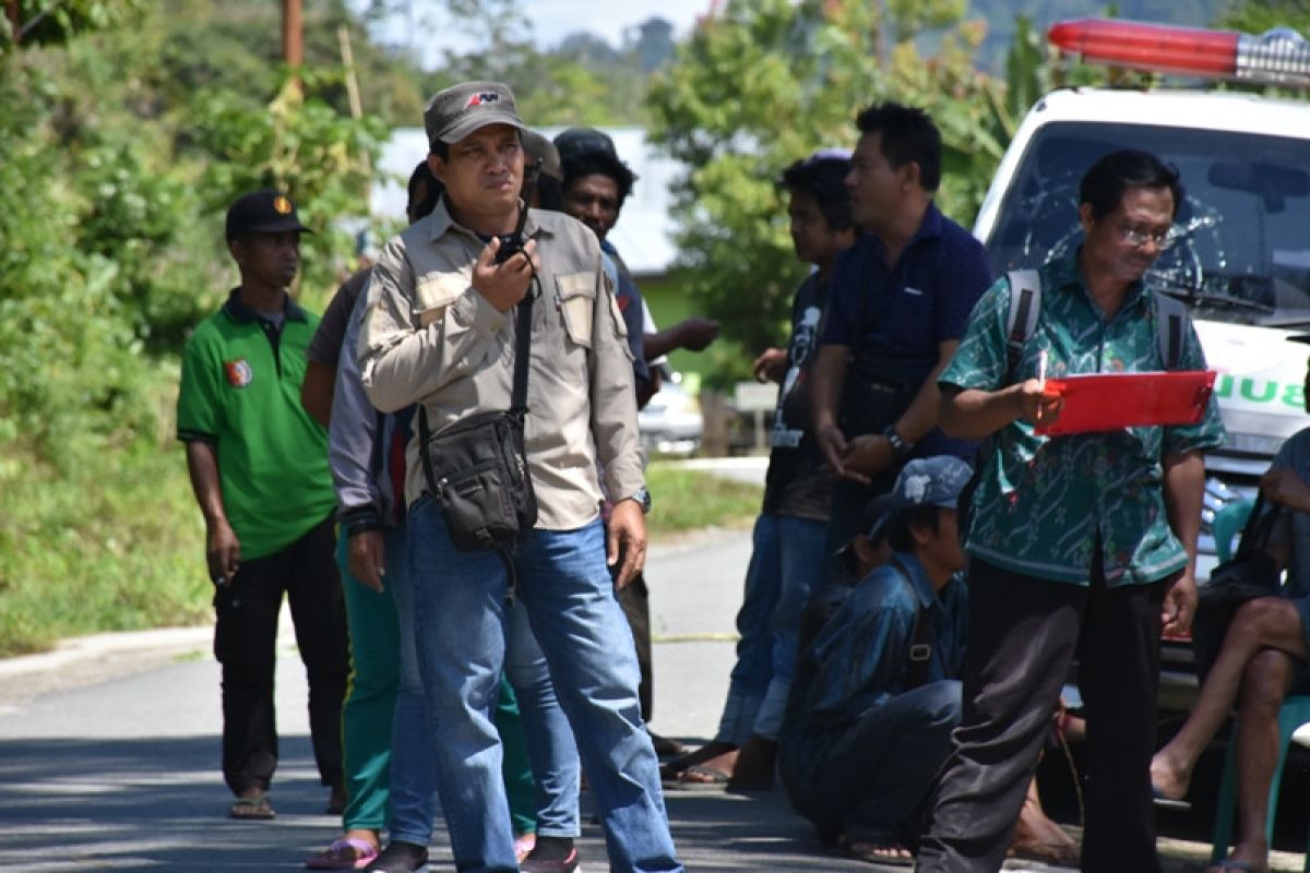 Warga Kulawi dilatih dalam simulasi bencana banjir & longsor