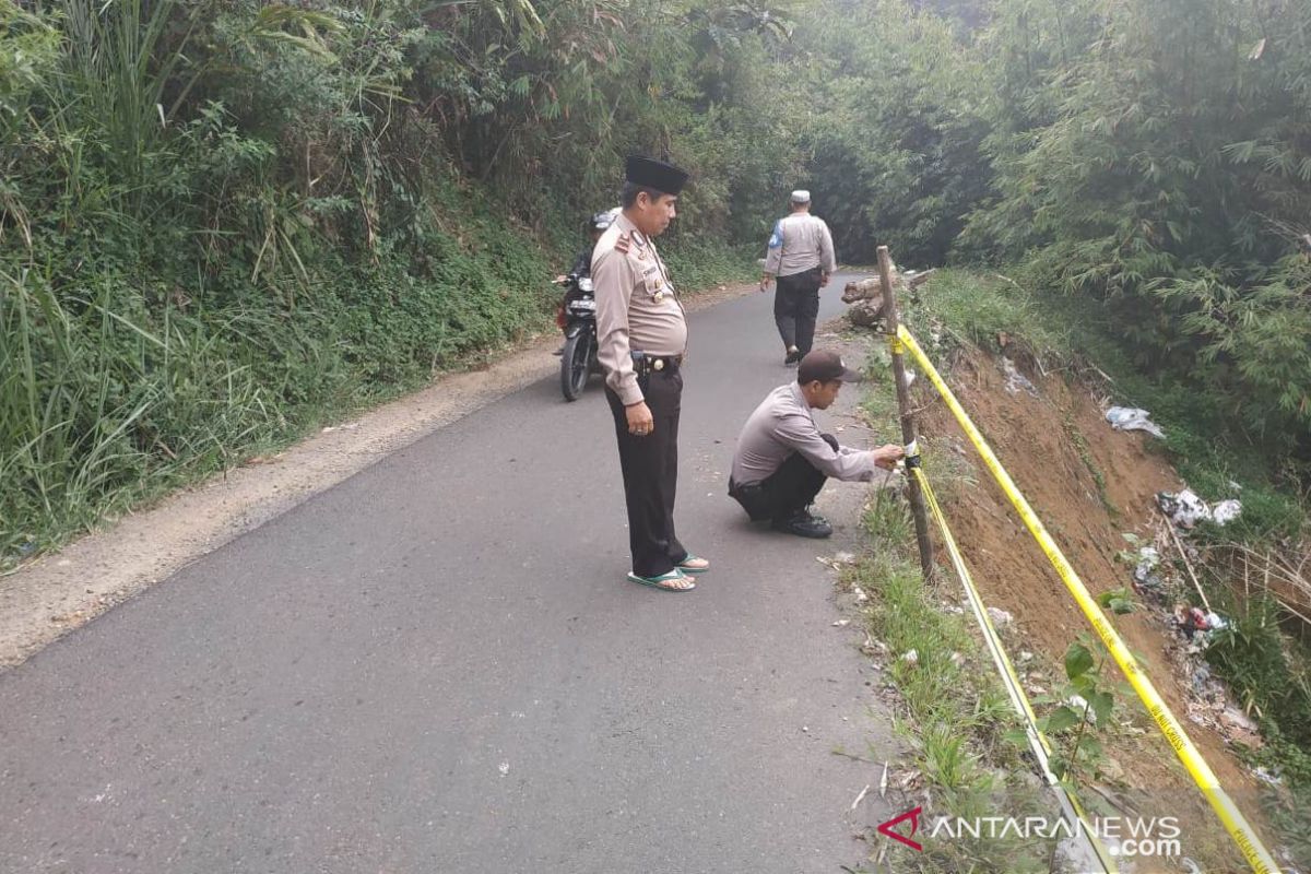 Rejang Lebong minta bantuan pusat untuk perbaiki jalan yang longsor