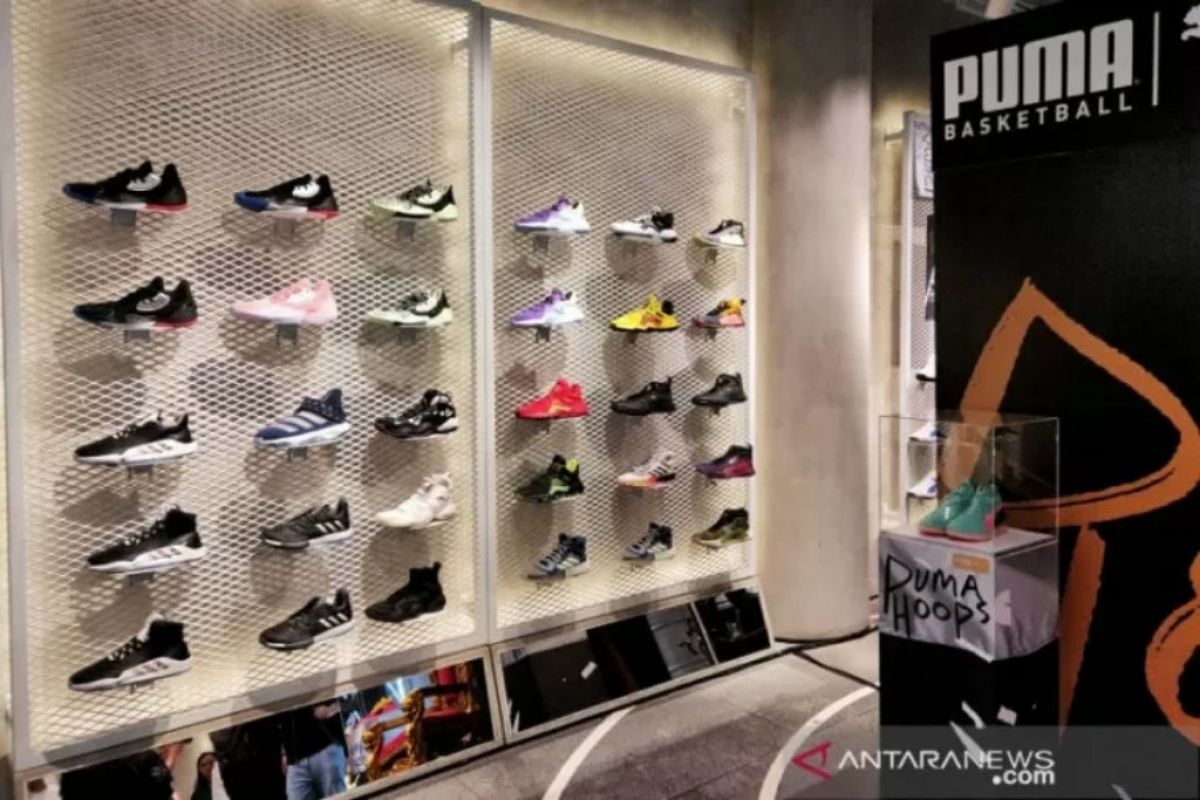 Lebih 20 tahun, PUMA kembali isi segmen sepatu basket