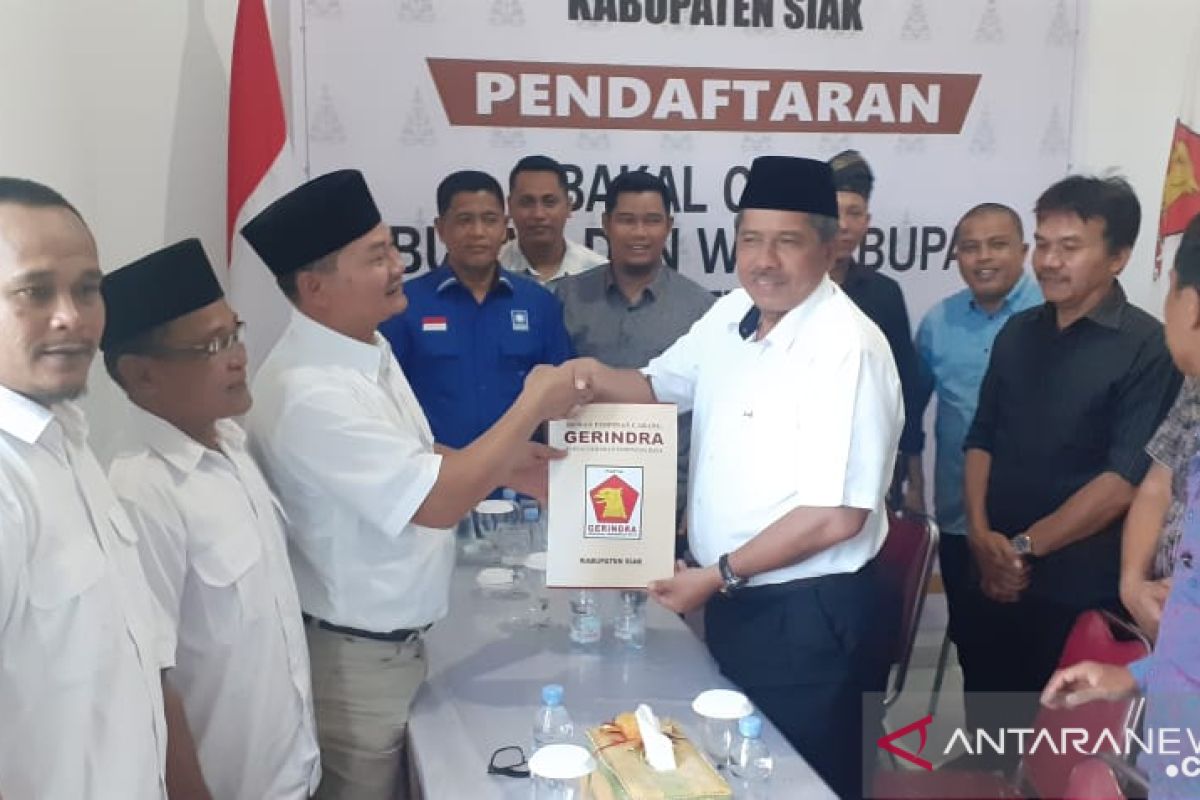 Ambil formulir Pilkada, Alfedri disodorkan wakil dari Gerindra