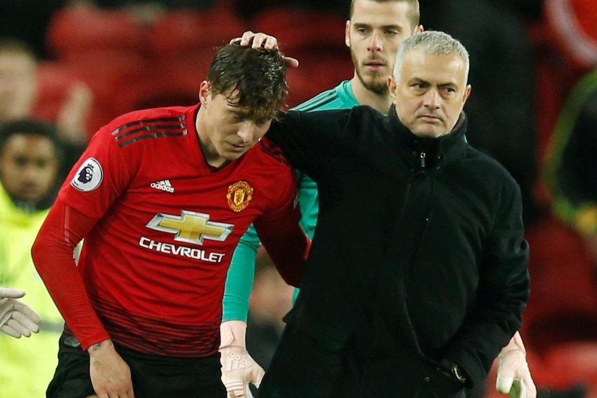 Victor Lindelof akui kangen Jose Mourinho