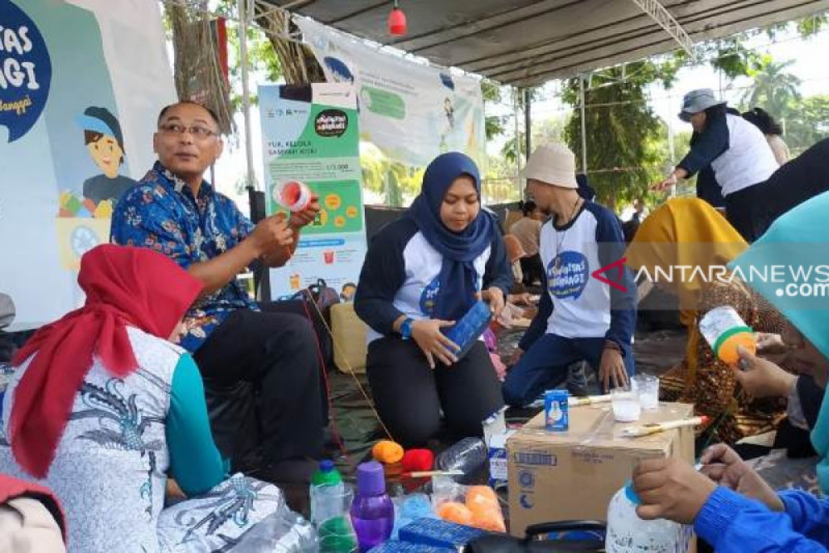 Komunitas berbagi DSLNG, beri kontribusi dunia pendidikan di Banggai