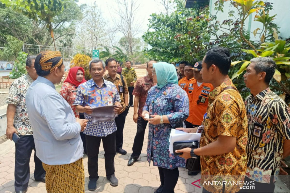 Aula SMKN 1 Sragen runtuh, Disdik Jateng: Sekolah perlu cek ulang konstruksi