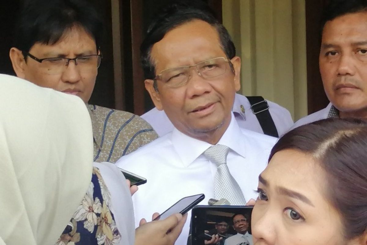 Menko Polhukam Mahfud MD sebut Reuni 212 tak perlu pengamanan khusus