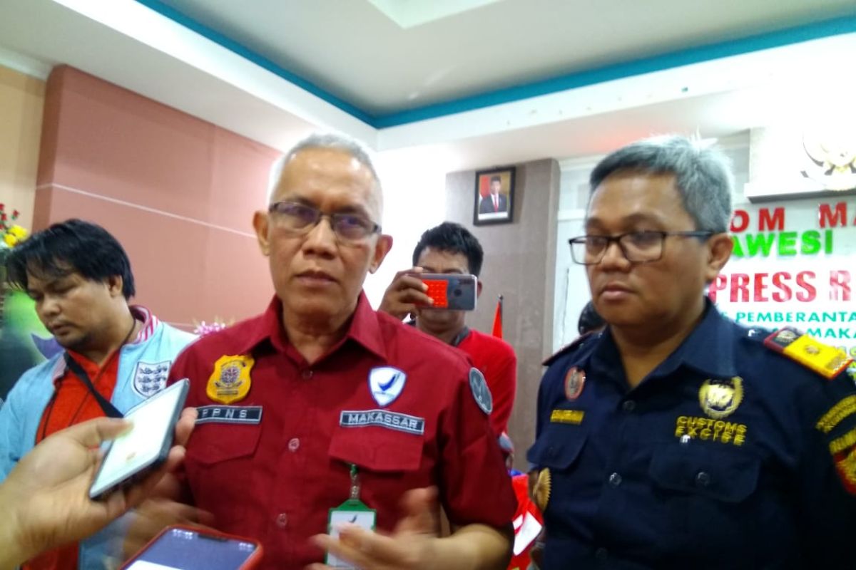 BBPOM Makassar lansir kosmetik dan pangan ilegal