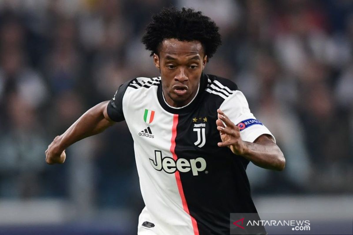 Juventus Perpanjang kontrak Cuadrado sampai 2022