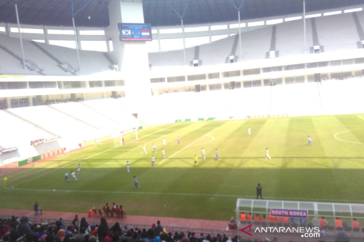 Menang 5-3 atas Korsel  tim Indonesia peringkat ketiga Kejuaraan Sepak Bola Pelajar Asia